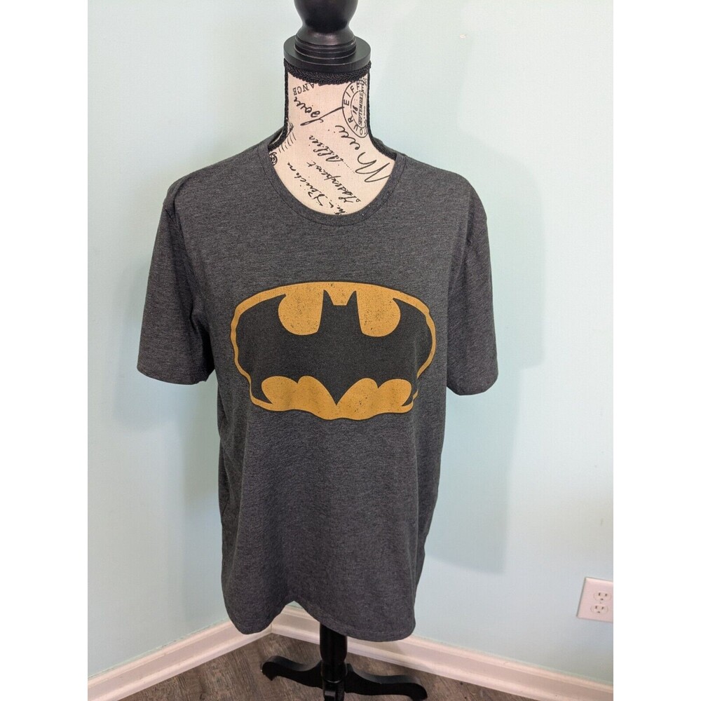 Old Navy Collectibles Batman TEE T SHIRT extra large xl